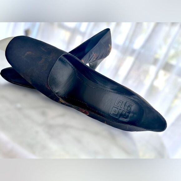 AUTHENTIC GIVENCHY FLORAL PUMPS HEELS Size 36.5 - Picture 5 of 16